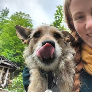 Meet your Posher, Carrie